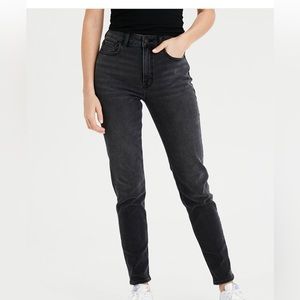 American Eagle Mom Jean